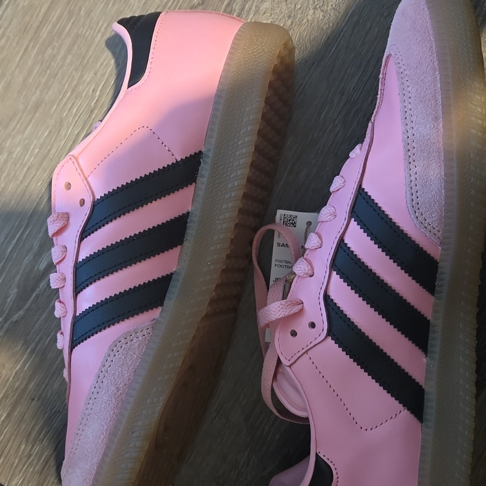 Adidas Messi Samba Pink and Navy Sneakers.Mens Size 9.5 JP7844 Brand New - Picture 3 of 6